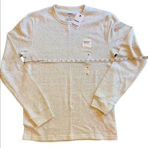 Cream color long sleeve men’s thermal Henley. Size medium